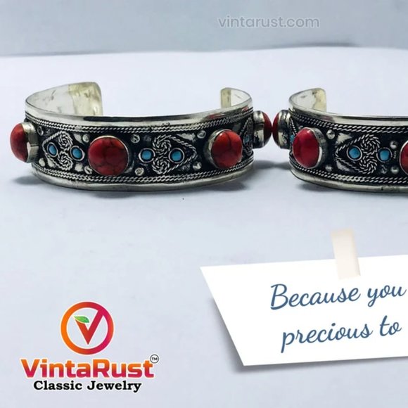 Single Handmade Kuchi Silver Cuff Bracelet: Tribal Boho Statement Jewelry - Picture 7 of 7